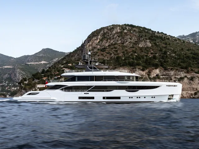 BENETTI 40M OASIS