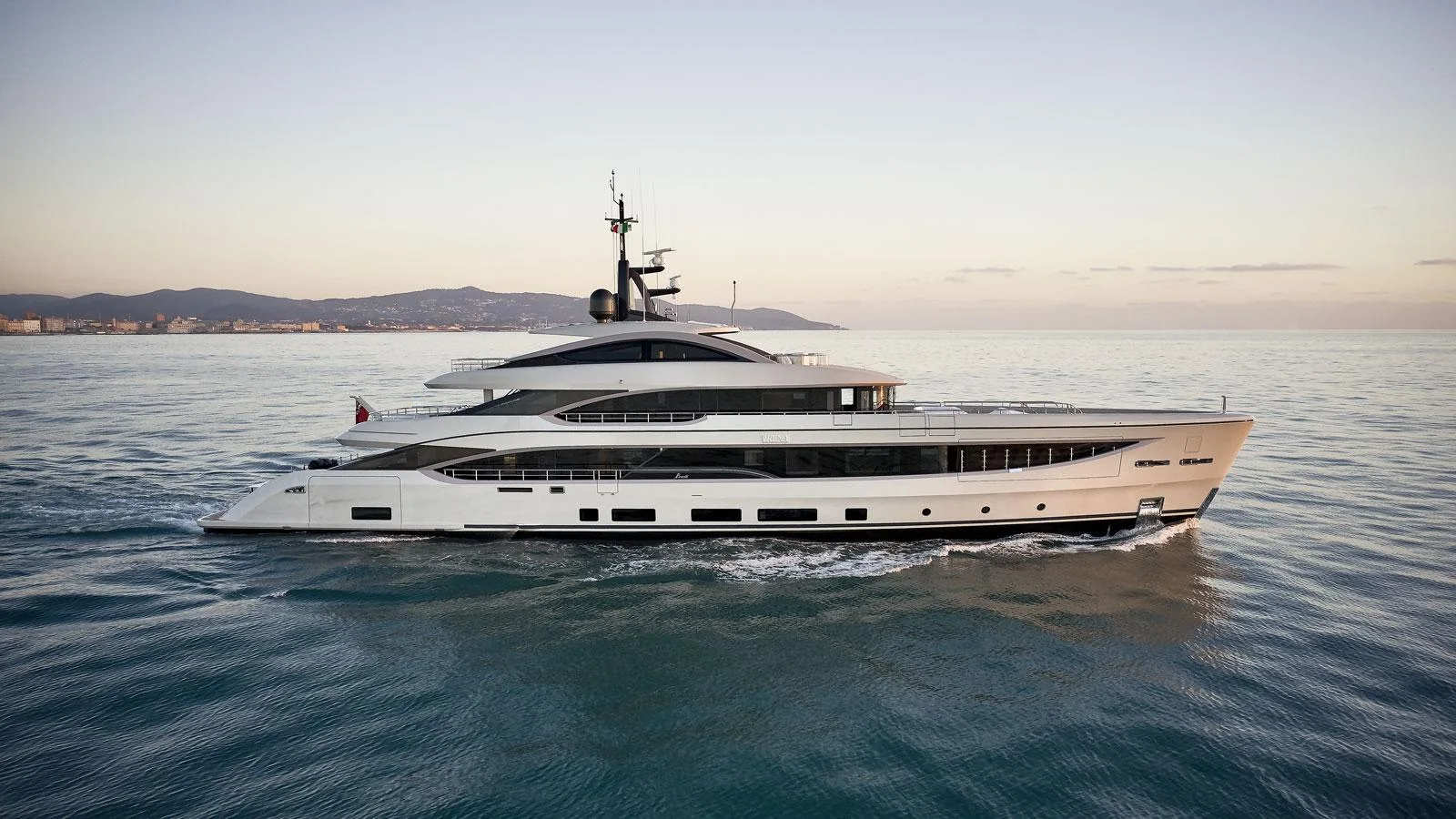 BENETTI B.NOW - Image 1