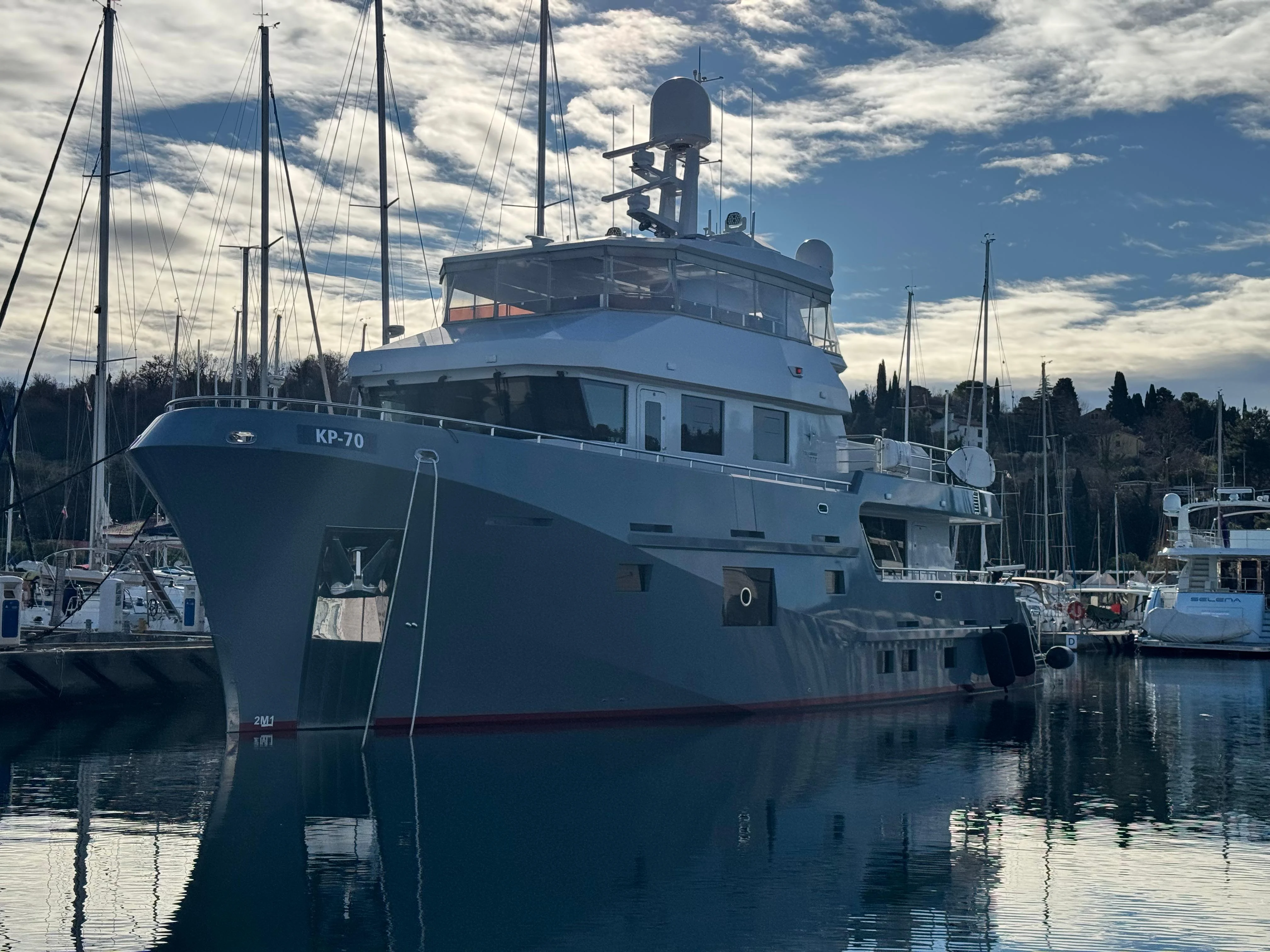 BERING 77 - Image 1