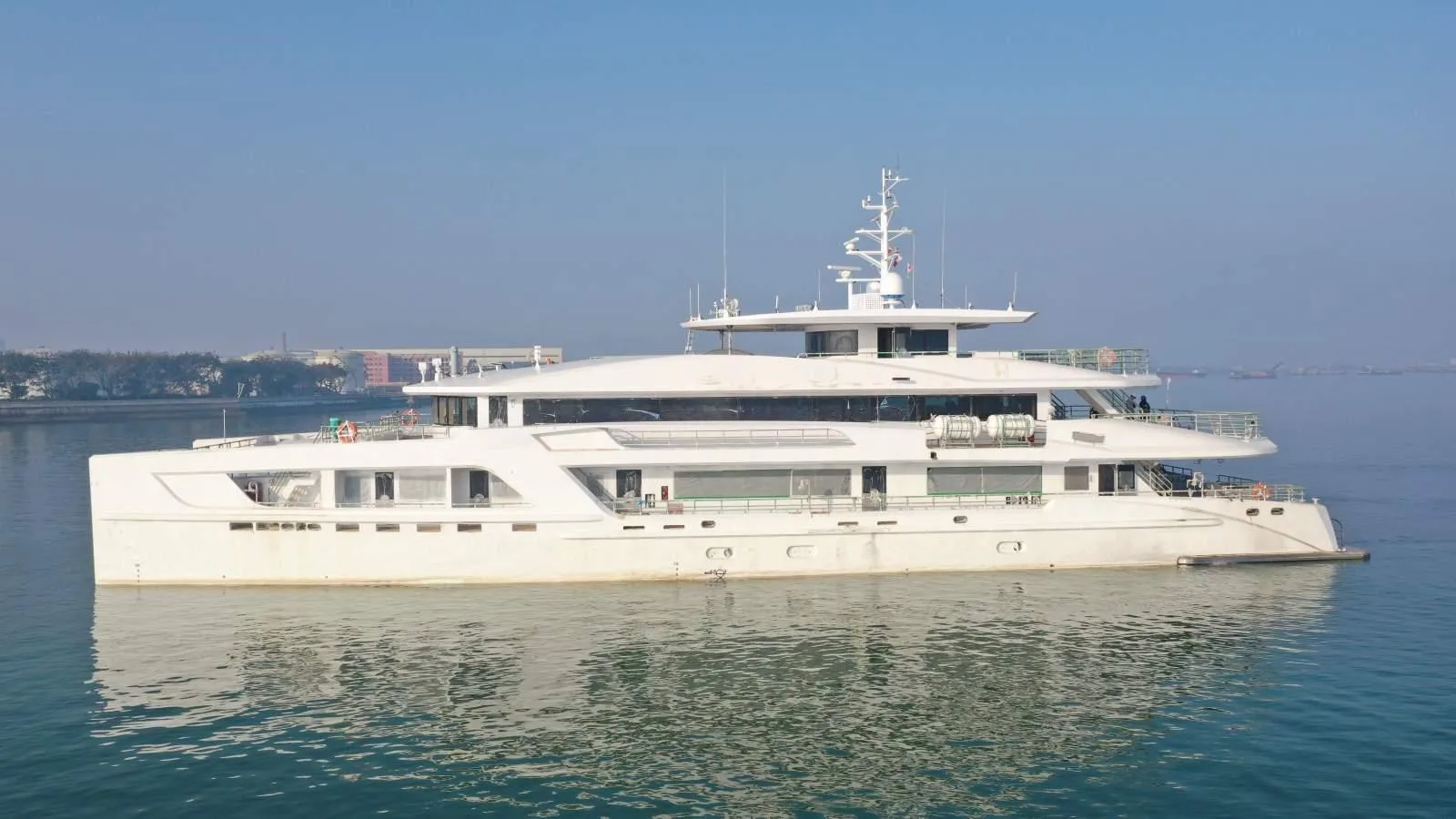 CUSTOM 48M LUXURY CATAMARAN “CAPRICORNUS” - Image 3