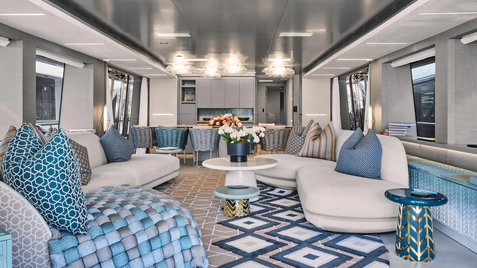 CUSTOM LINE NAVETTA 37 - Image 3