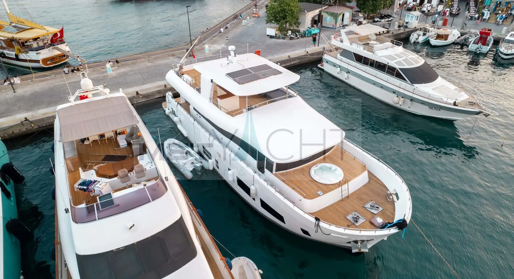 CUSTOM TRAWLER - Image 3
