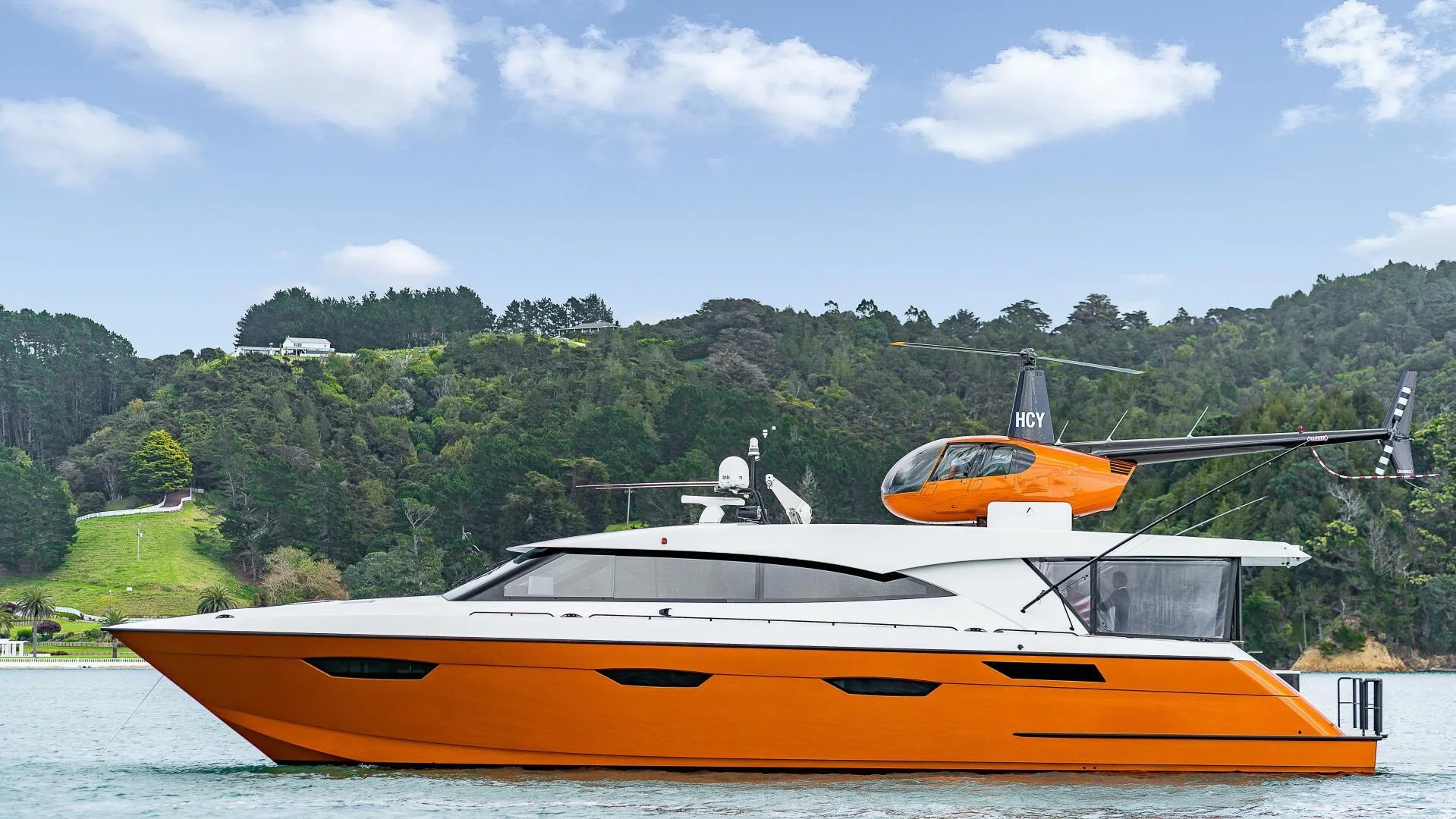 CUSTOM VALDER YACHTS POWERCAT - Image 1