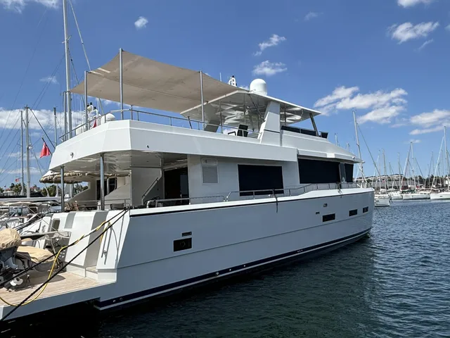 CUSTOM WOODEN TRAWLER DGT 70