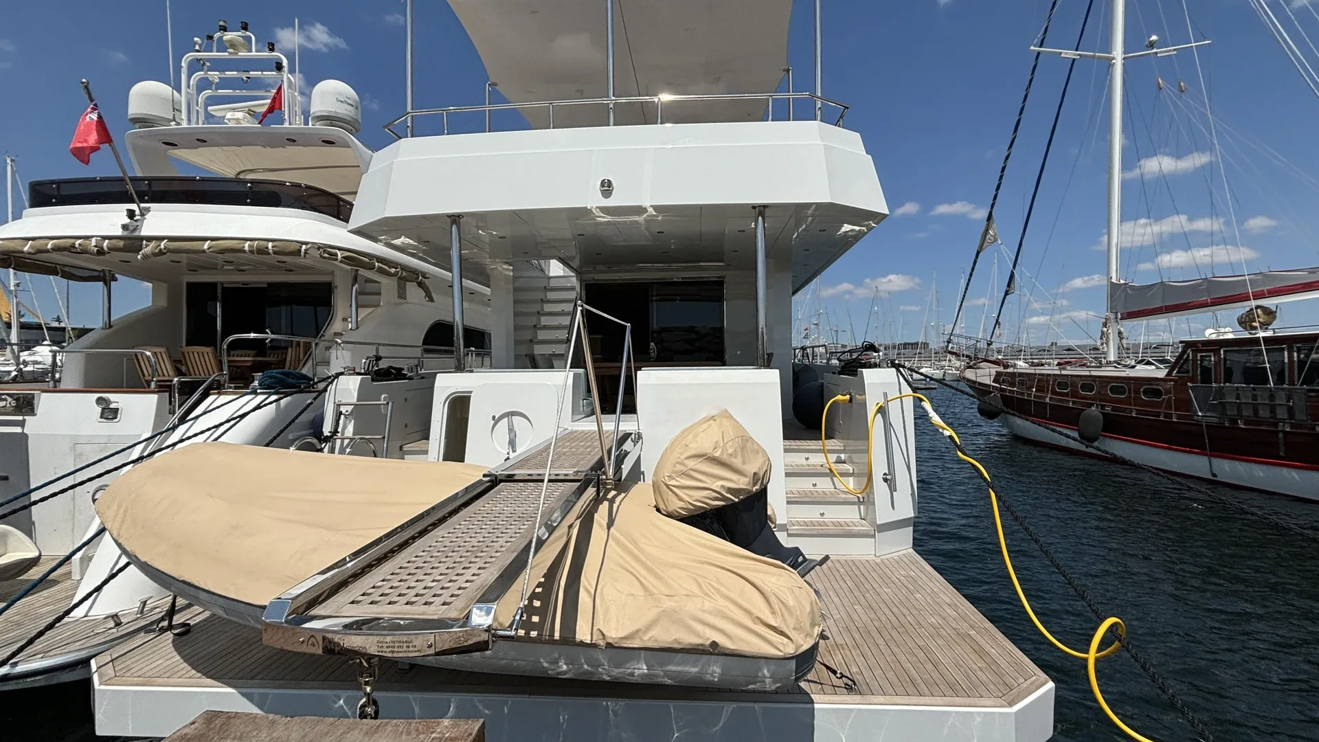 CUSTOM WOODEN TRAWLER DGT 70 - Image 3