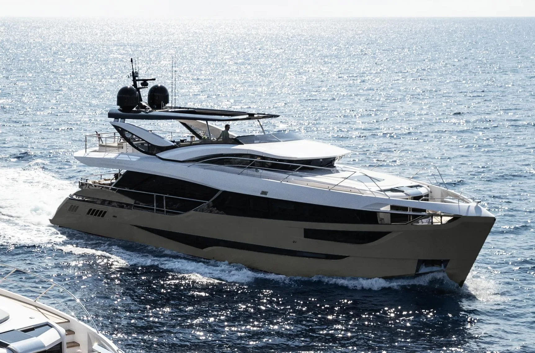 DOMINATOR ILUMEN 28M - Image 1
