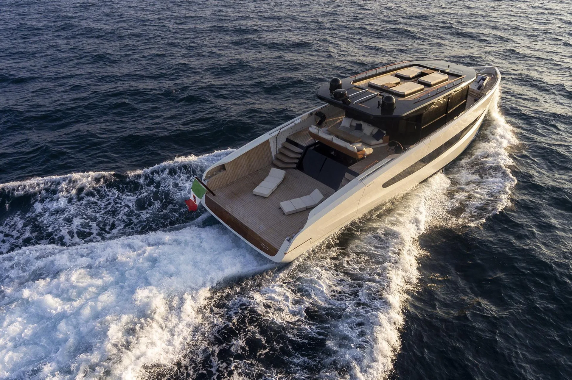 EVO YACHTS V8 - Image 1