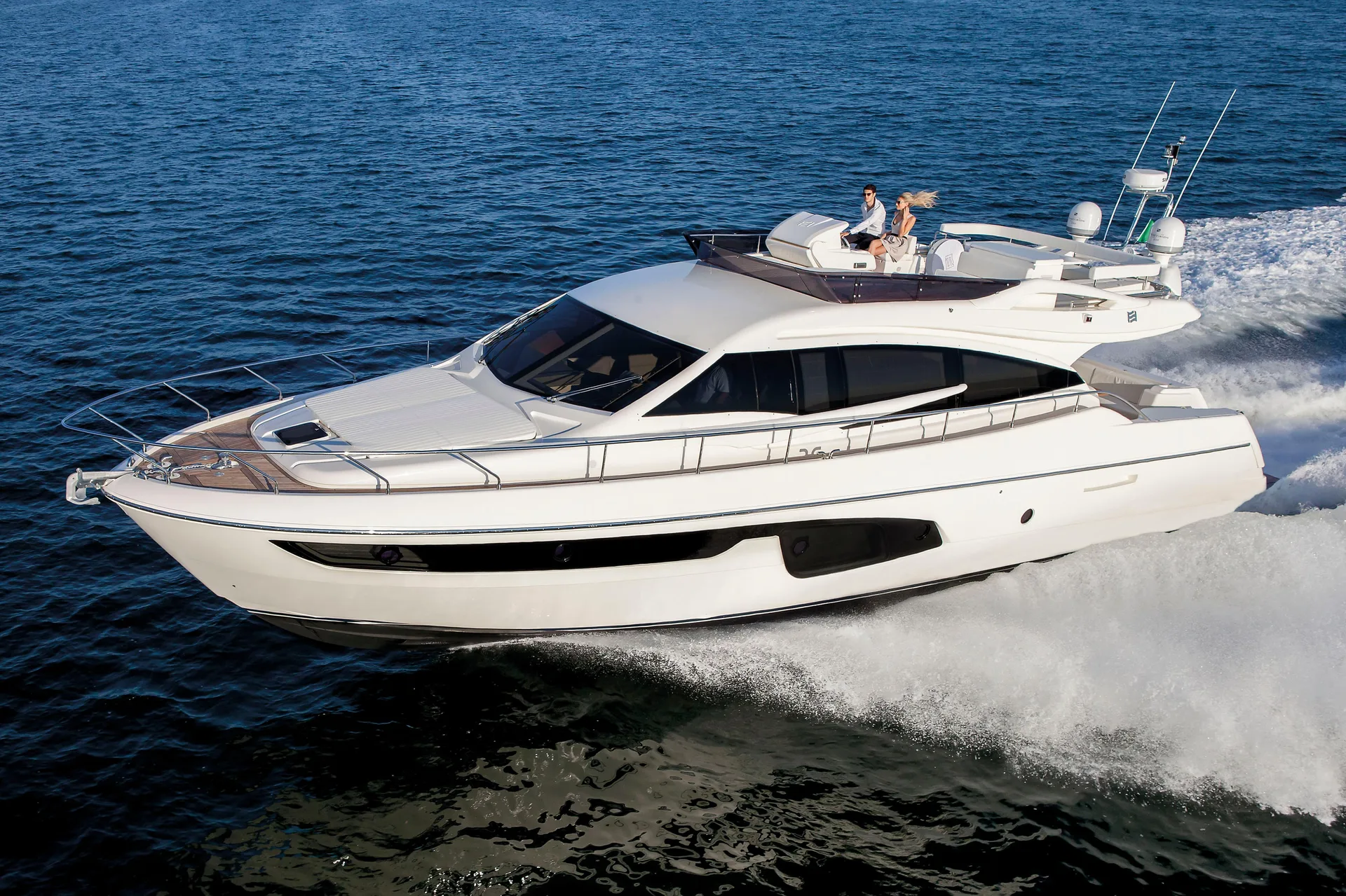 FERRETTI YACHTS 650 - Image 3