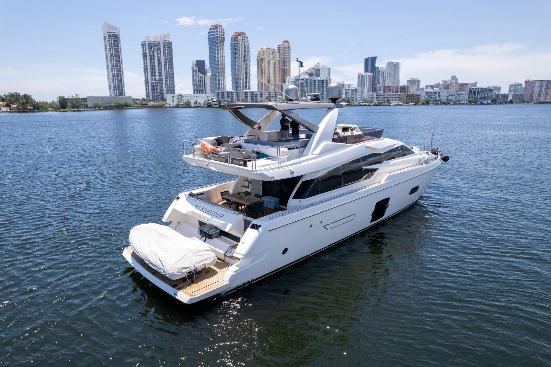 FERRETTI YACHTS 750 - Image 3