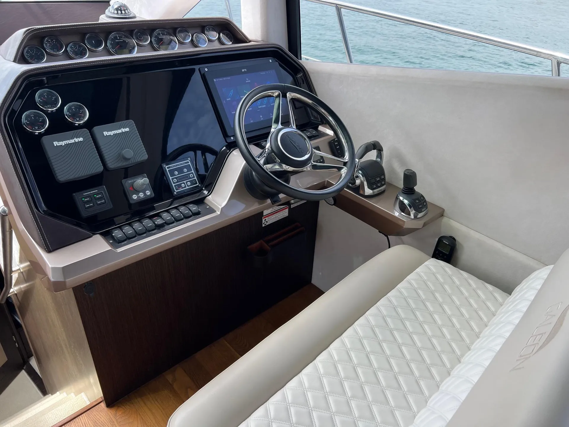 GALEON 510 SKY - Image 3