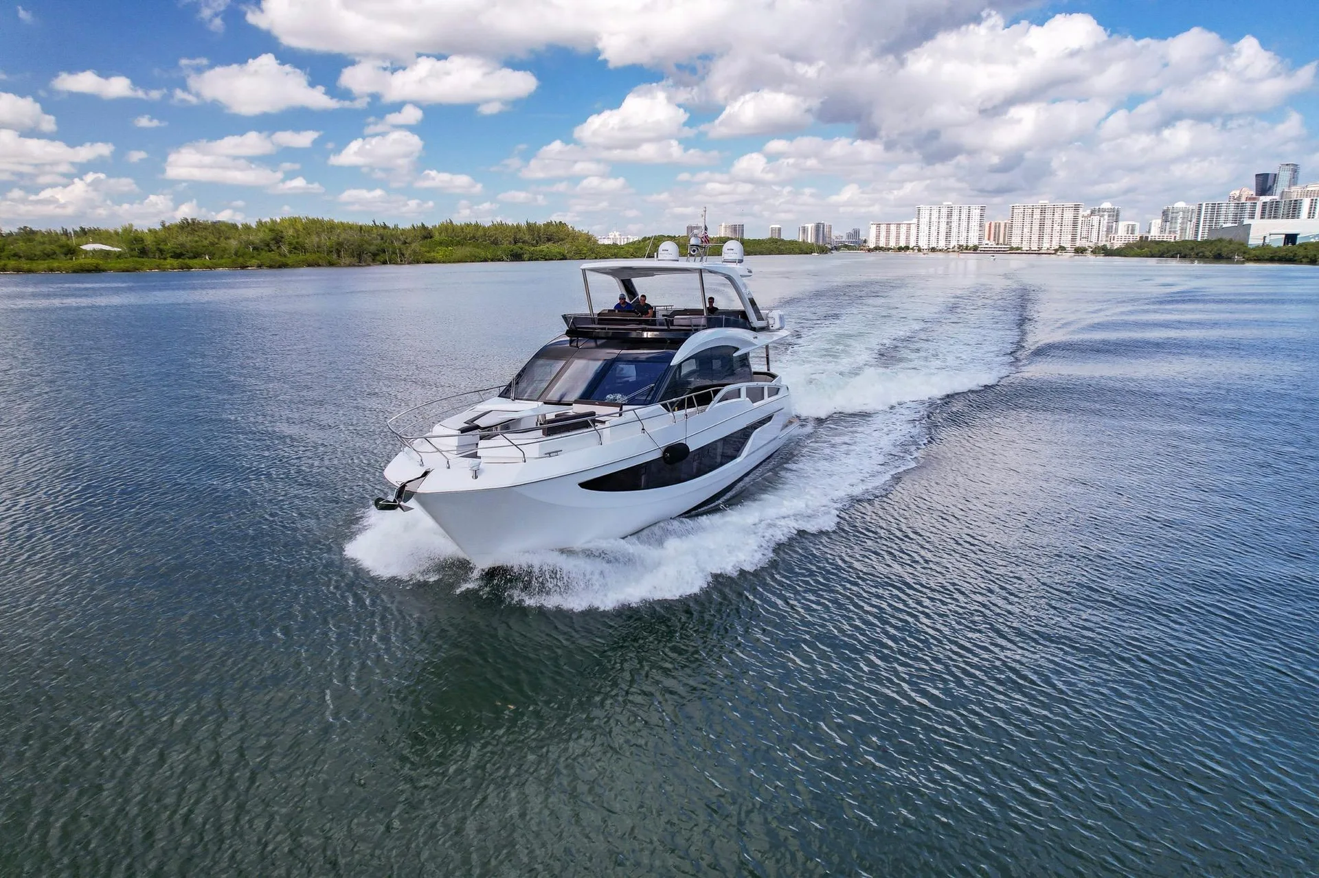 GALEON 640 FLY - Image 1