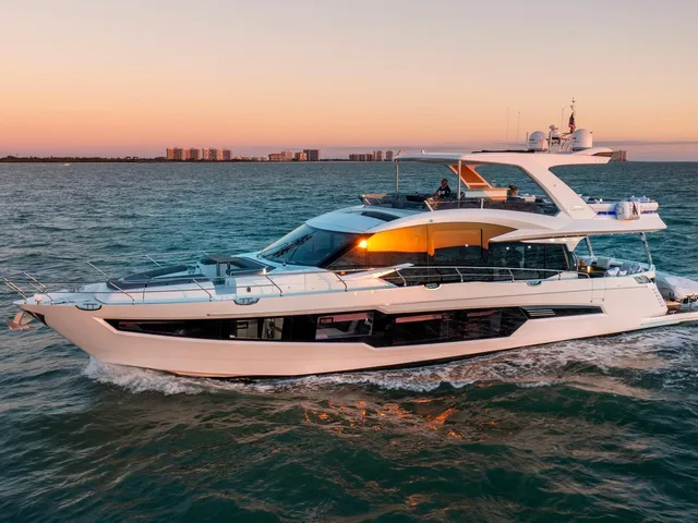 GALEON 680 FLY