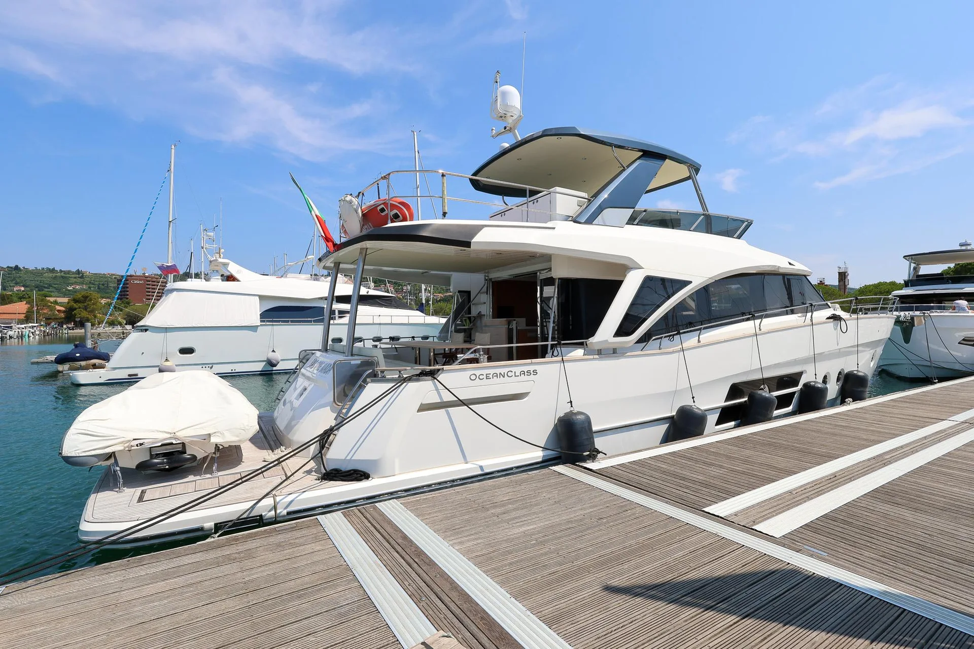 GREENLINE OCEANCLASS 68 - Image 1