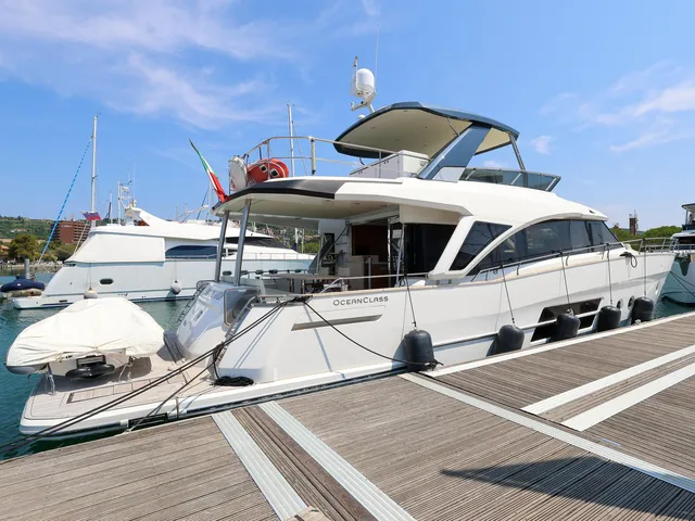 GREENLINE OCEANCLASS 68