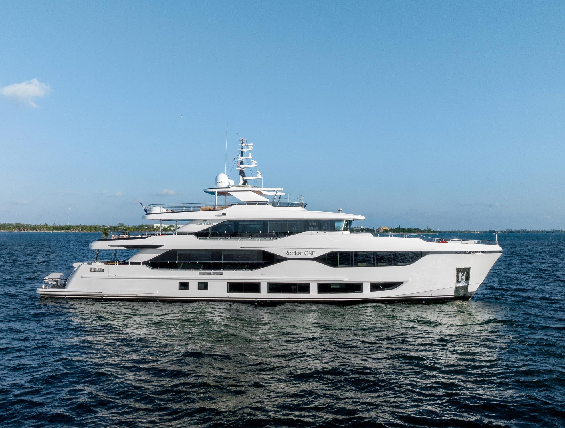 GULF CRAFT MAJESTY 120 - Image 1