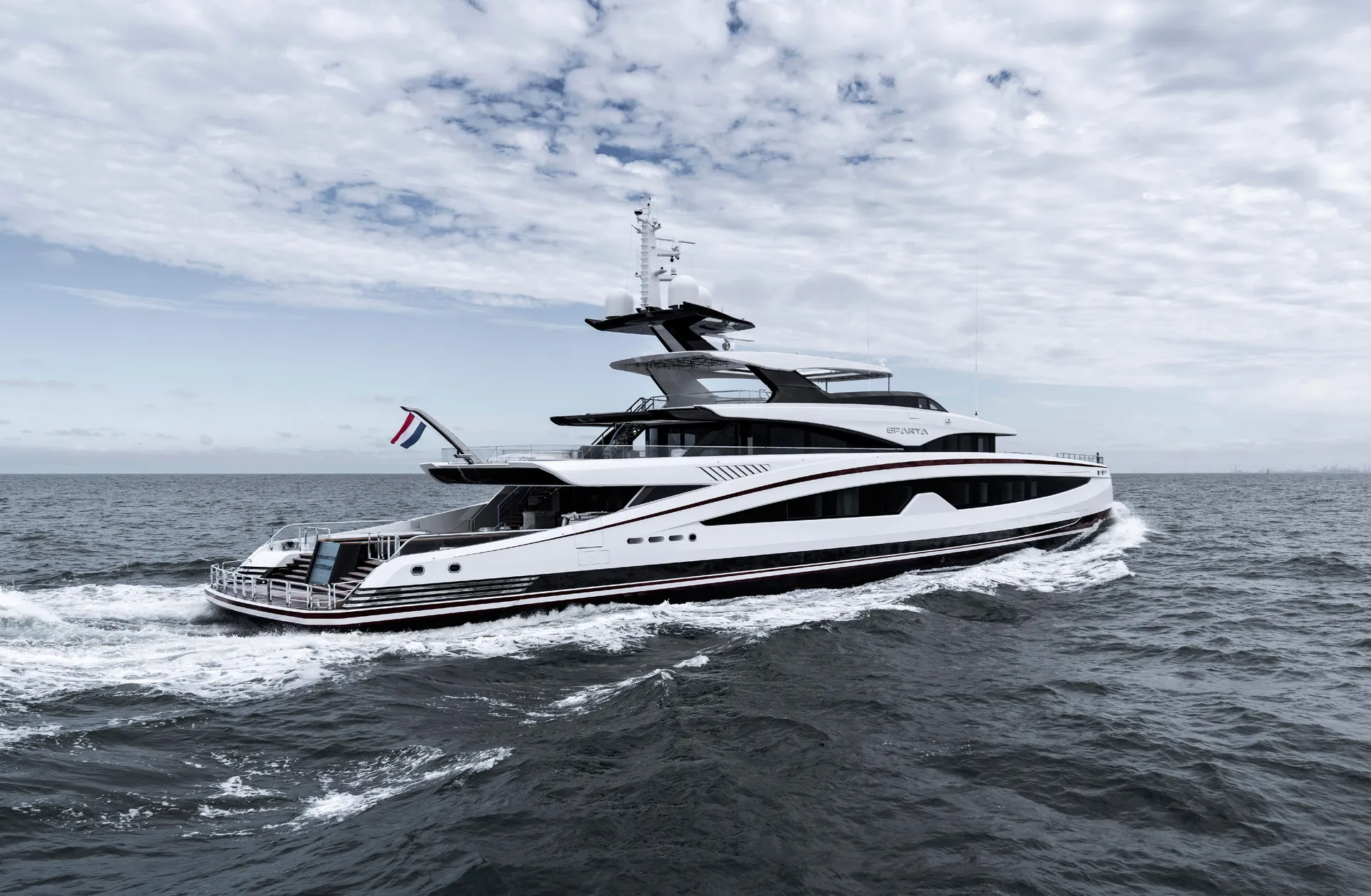 HEESEN SPARTA 67M - Image 3