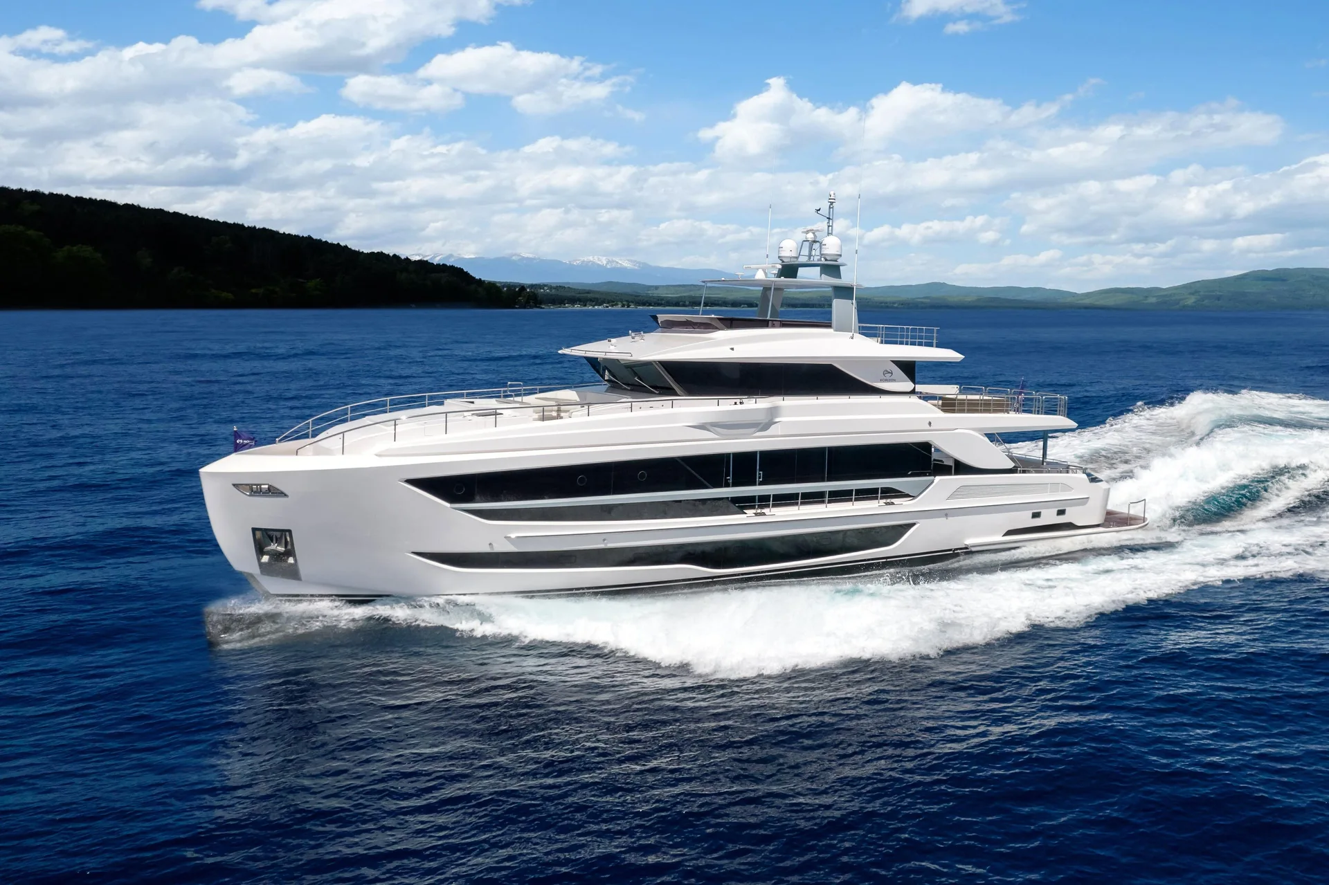 HORIZON FD110 TRI-DECK - Image 1