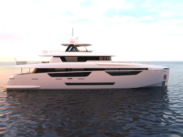 JOHNSON MOTOR YACHT W/ON DECK MASTER