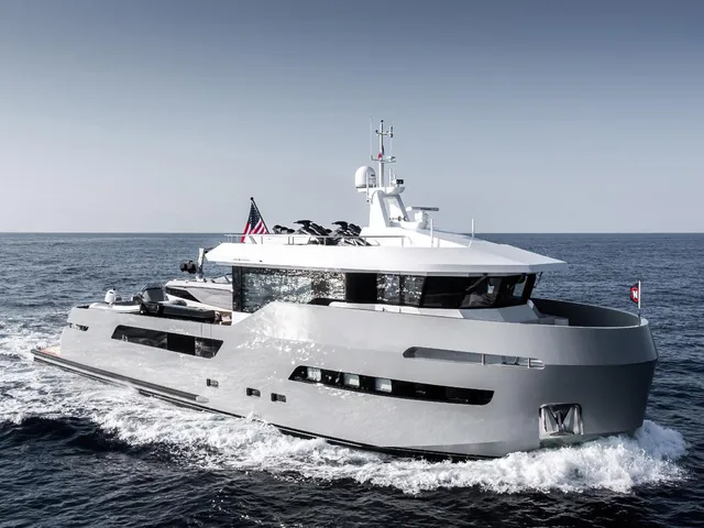LYNX CROSSOVER 27