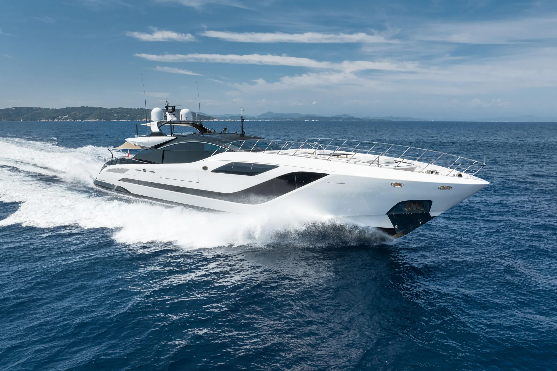 MANGUSTA 165 REV - Image 1