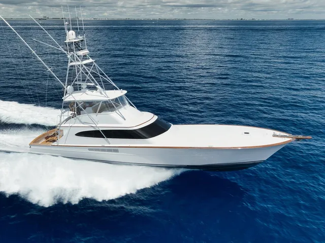 MERRITT 77 SPORTFISH CONVERTIBLE