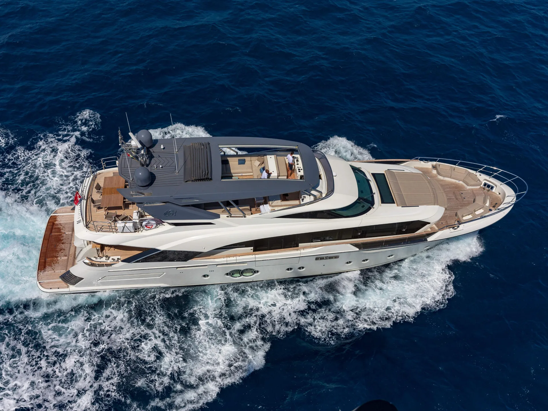 MONTE CARLO YACHTS MCY 96 - Image 3