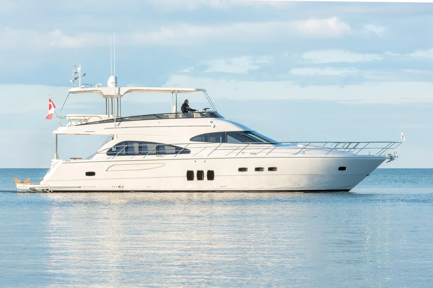 NEPTUNUS 625 FLYBRIDGE - Image 1