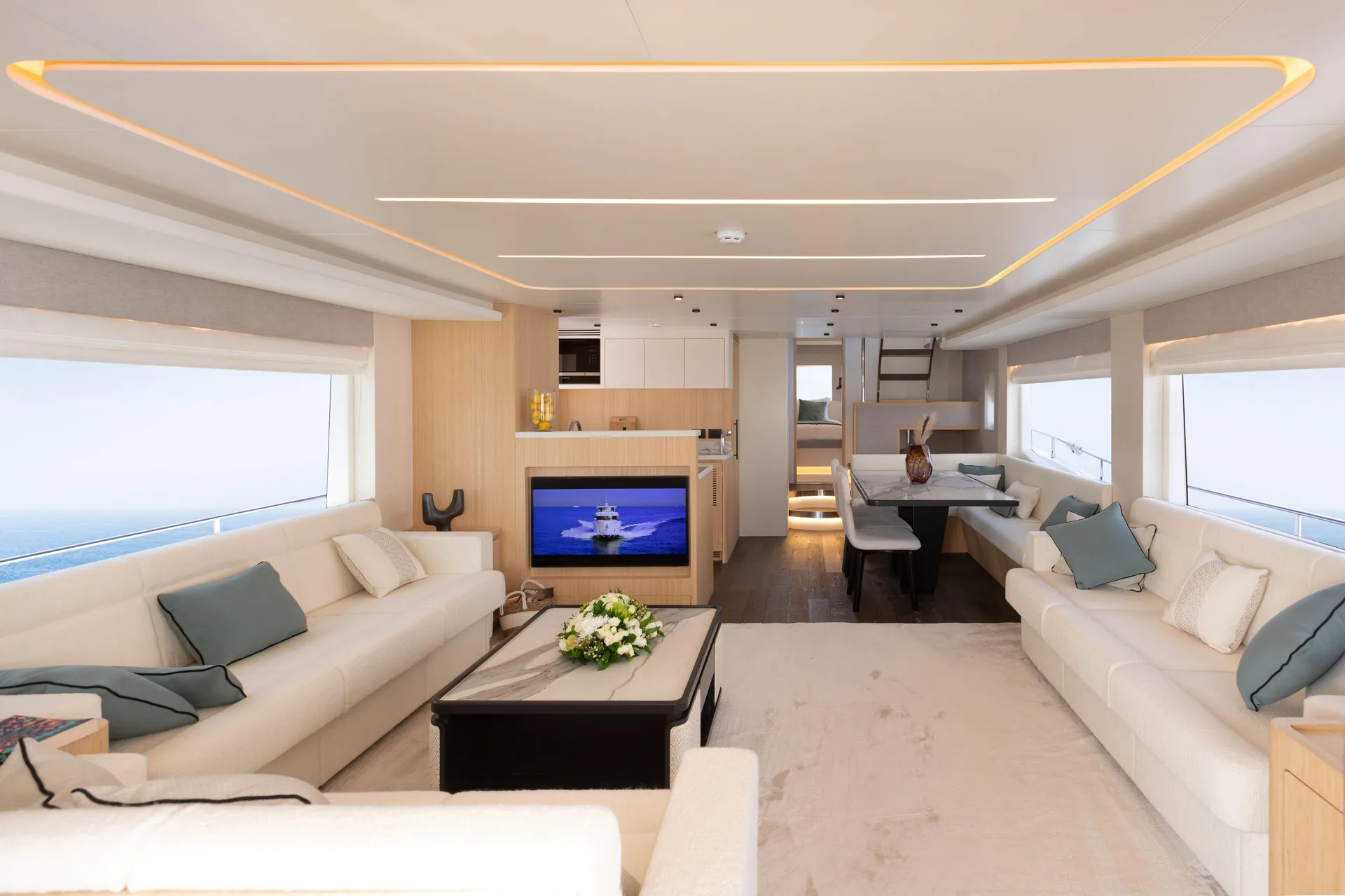 NOMAD 70 SUV - Image 3