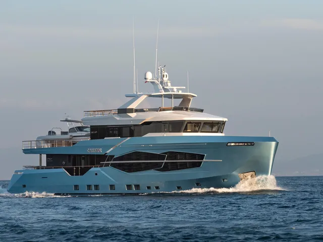 NUMARINE 32XP