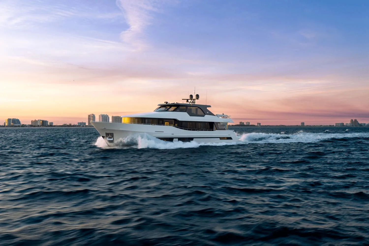 OCEAN ALEXANDER 28L - Image 1