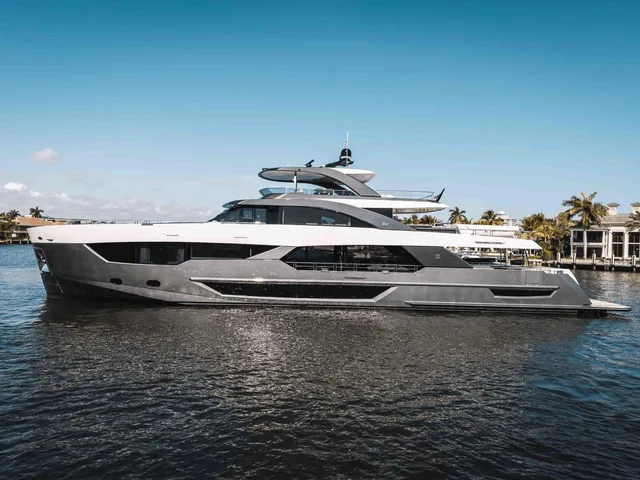 OCEAN ALEXANDER 35R