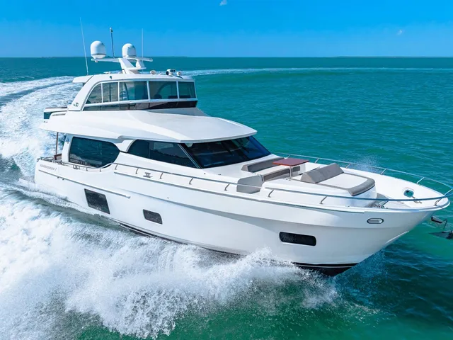 OCEAN ALEXANDER 70E