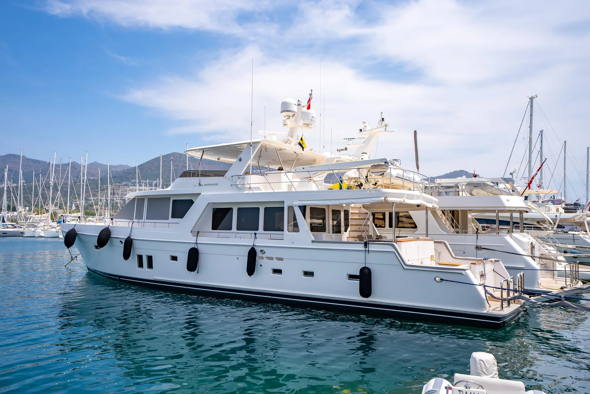 OFFSHORE YACHTS 80 PILOT HOUSE - Image 1