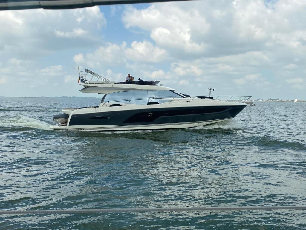 PRESTIGE 590 FLYBRIDGE #64 - Image 1