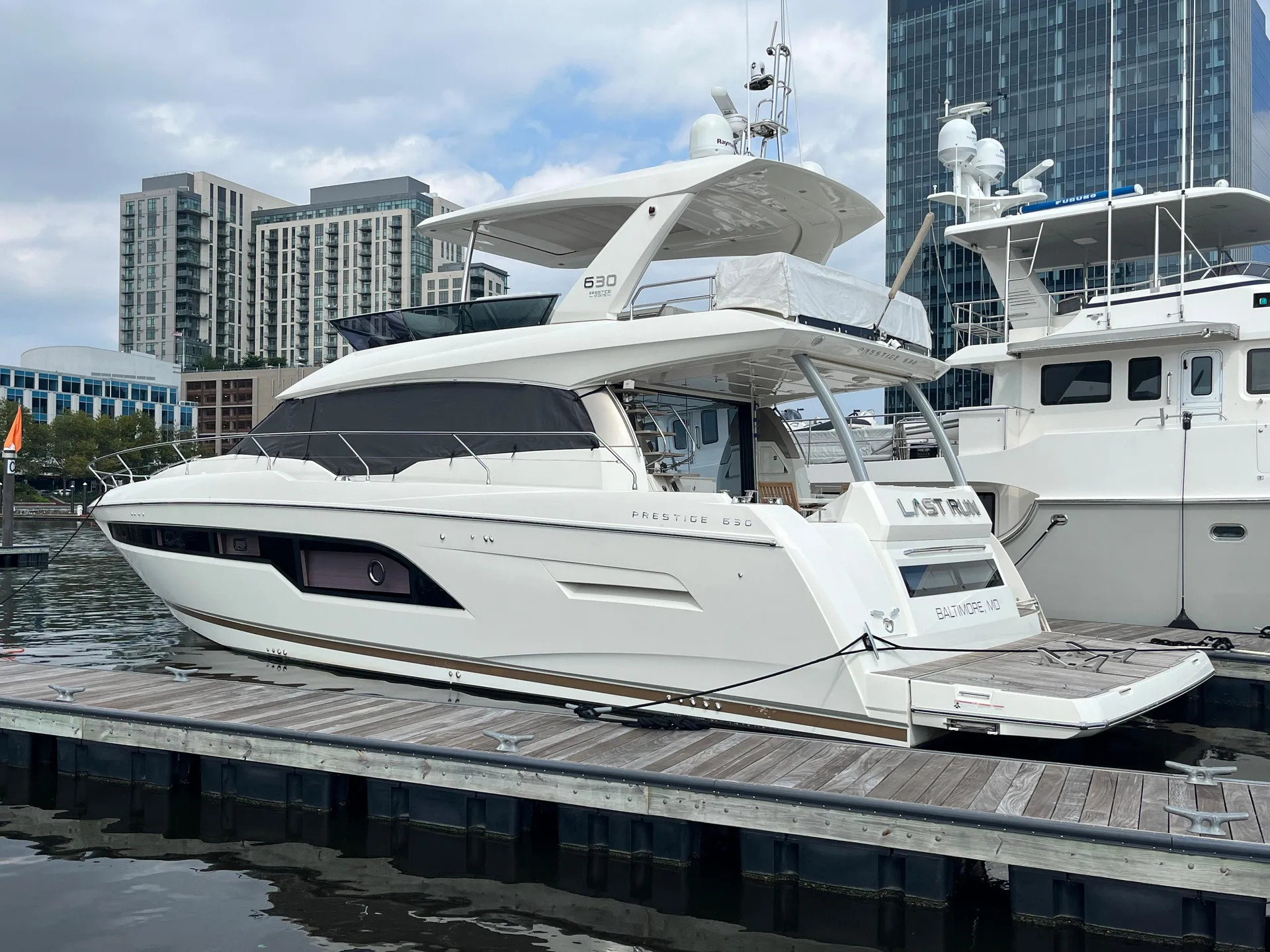 PRESTIGE 63 - Image 3