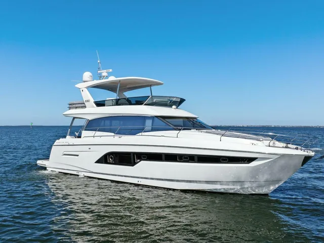 PRESTIGE 630 FLYBRIDGE