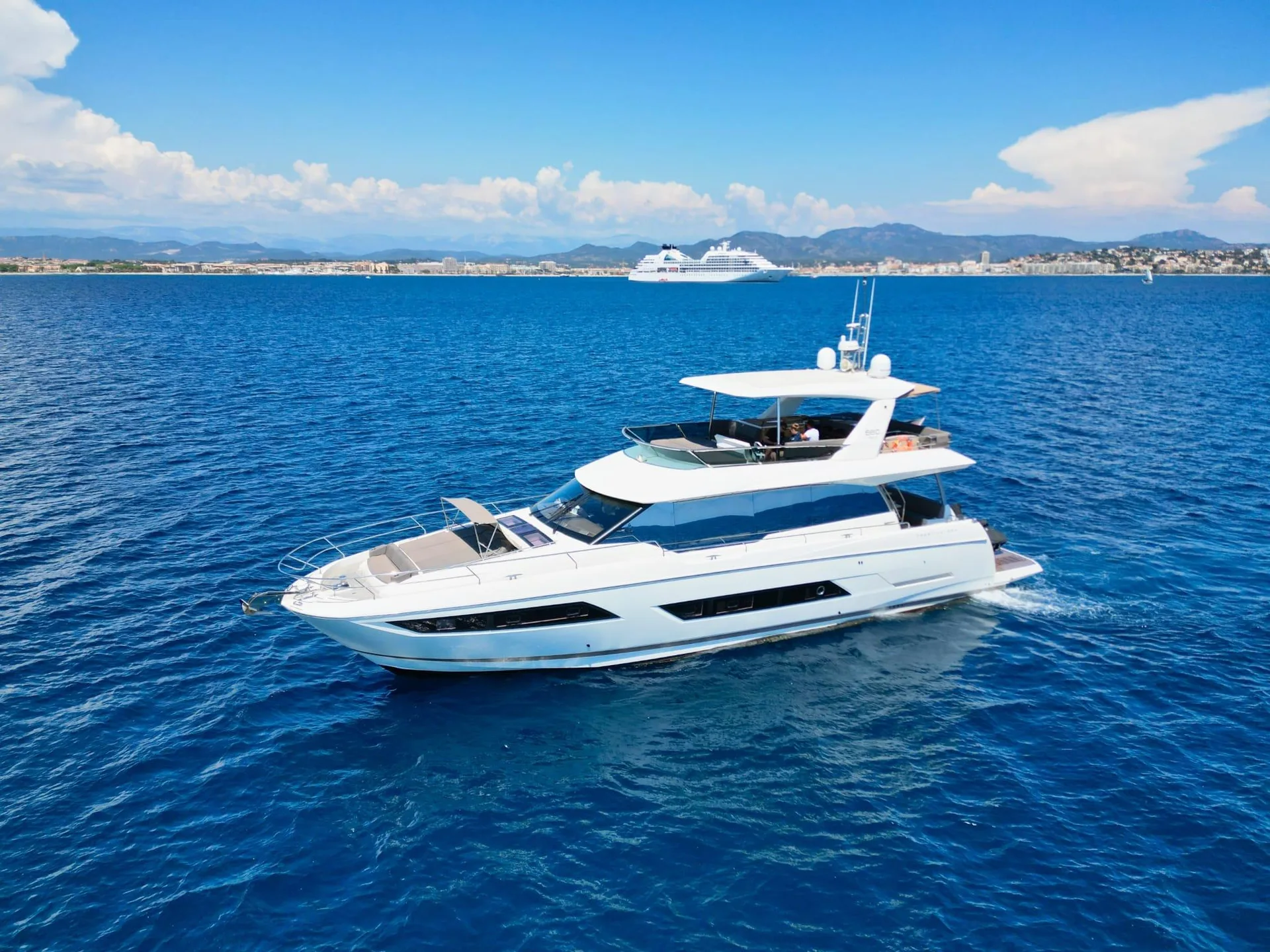 PRESTIGE 680 - Image 1