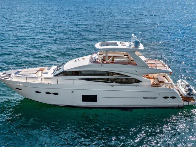 PRINCESS 72 MOTOR YACHT