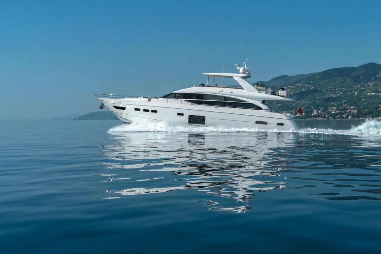 PRINCESS 82 - Image 1