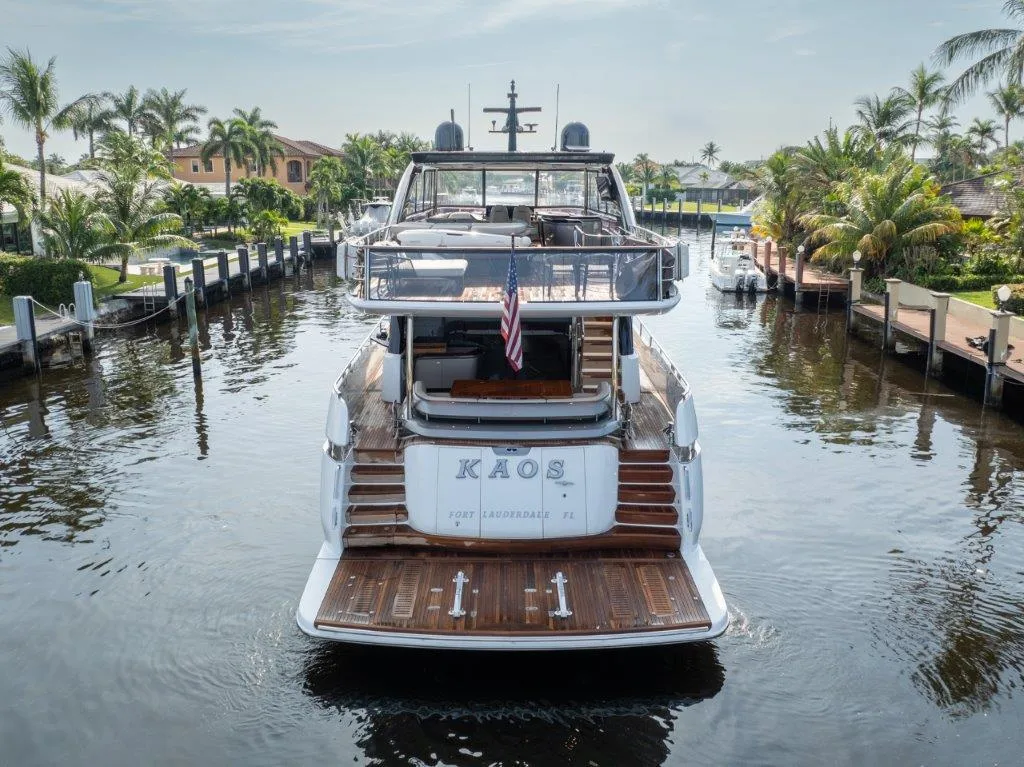 PRINCESS 85 MOTOR YACHT - Image 3
