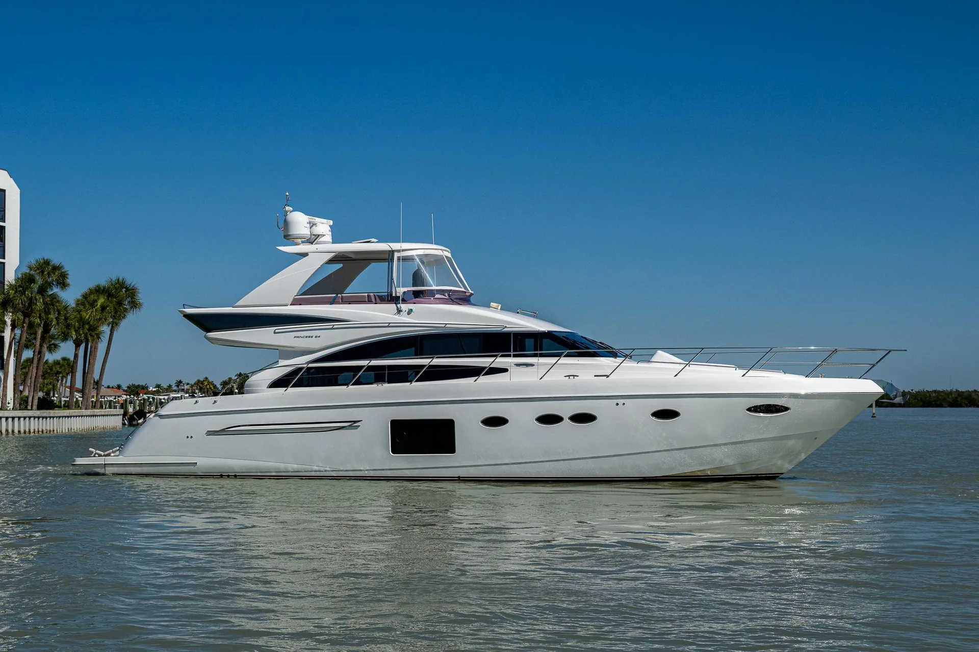 PRINCESS FLYBRIDGE 64 MOTOR YACHT - Image 1