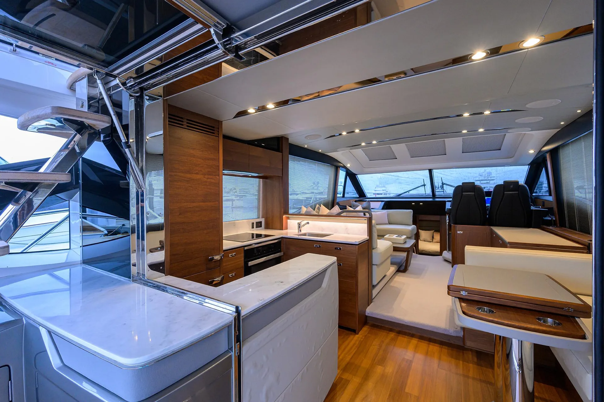 PRINCESS S60 - Image 3