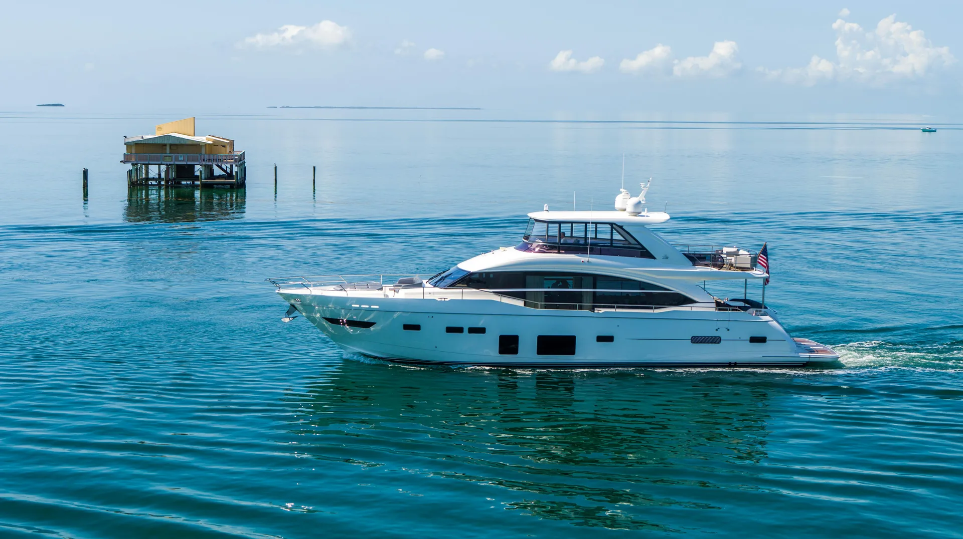 PRINCESS Y75 MOTOR YACHT - Image 3