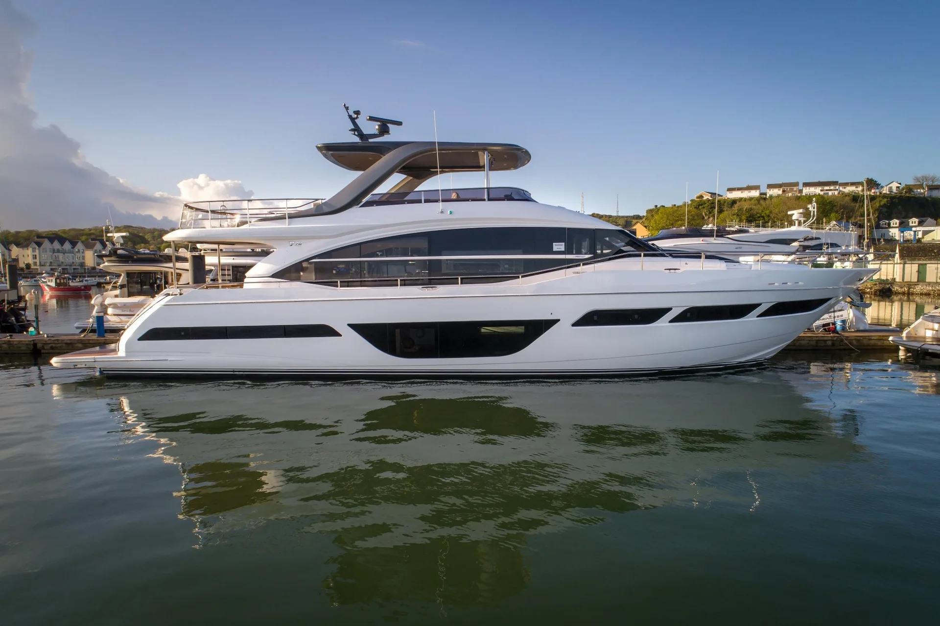 PRINCESS Y78 MOTOR YACHT - Image 1