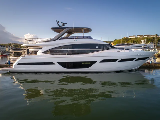 PRINCESS Y78 MOTOR YACHT