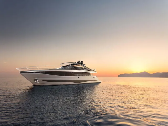 PRINCESS Y95 MOTOR YACHT