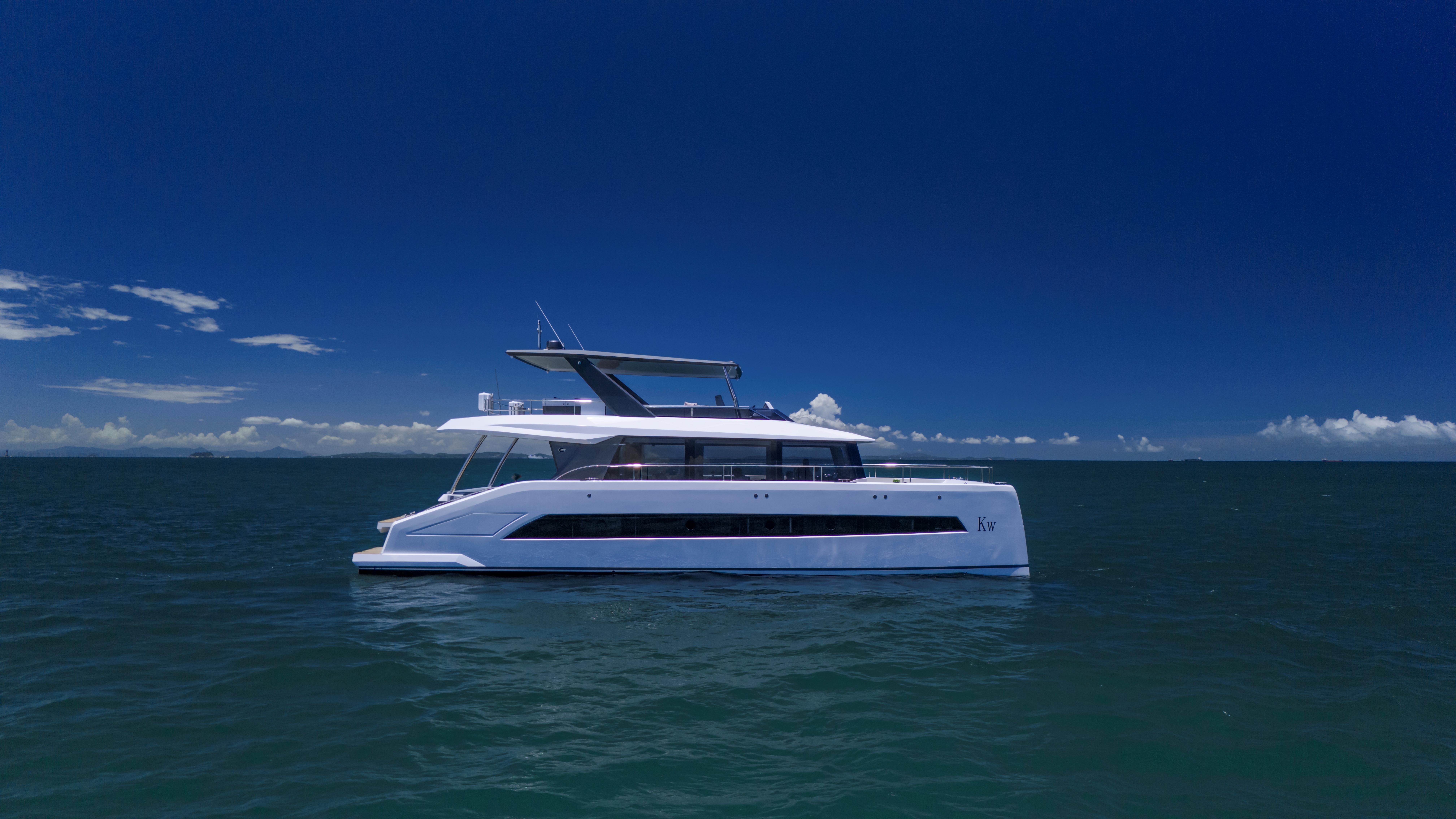 REVOLUTION YACHTS S60 - Image 1