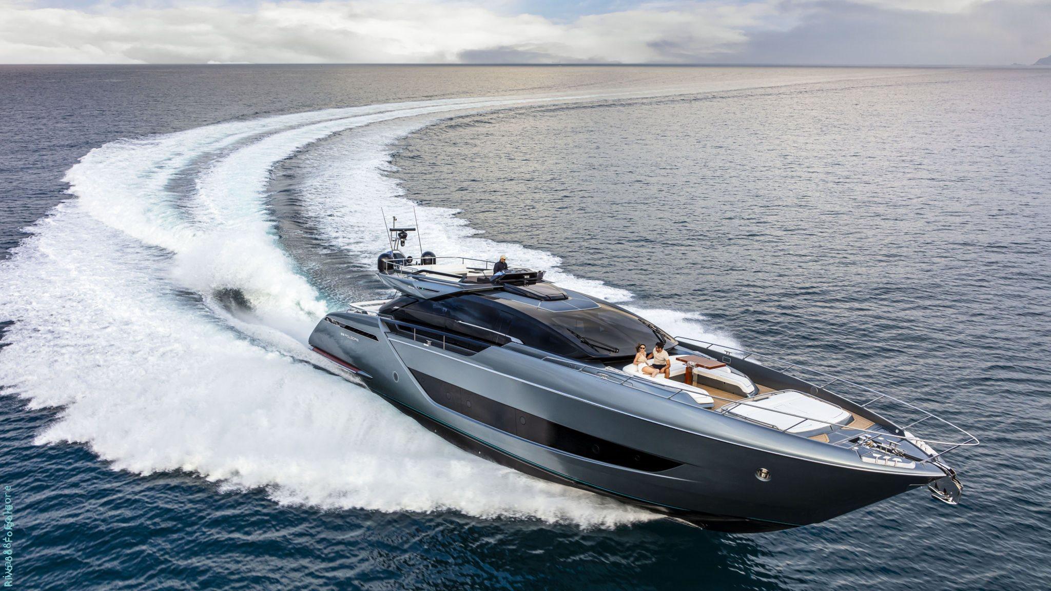 RIVA FOLGORE - Image 1