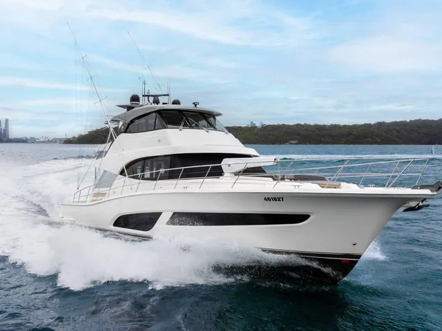 RIVIERA 64 SPORTS MOTOR YACHT