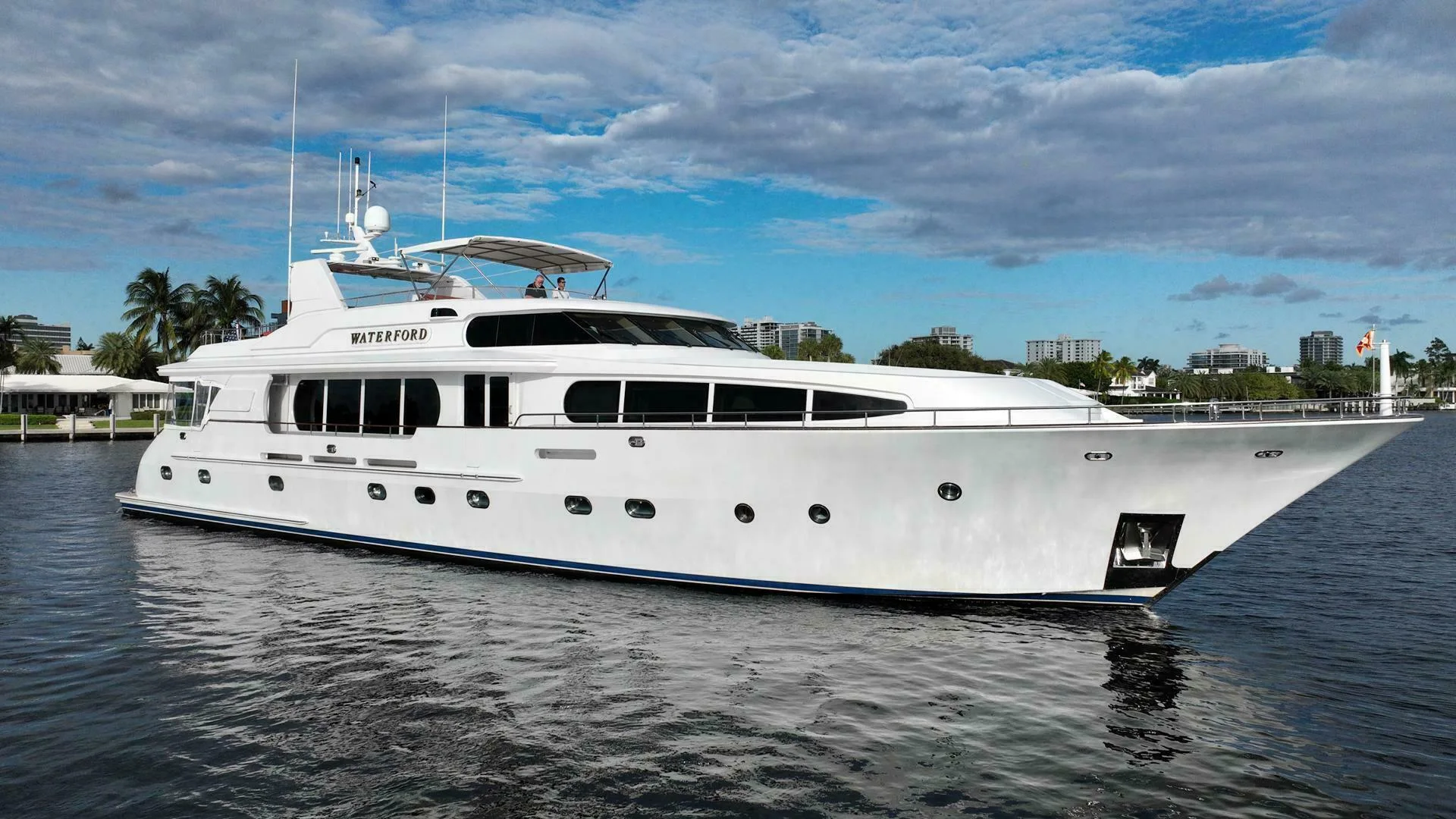 SOVEREIGN 2001 / 2016 SOVEREIGN / WESTPORT PILOTHOUSE ON-DECK MASTER - Image 1